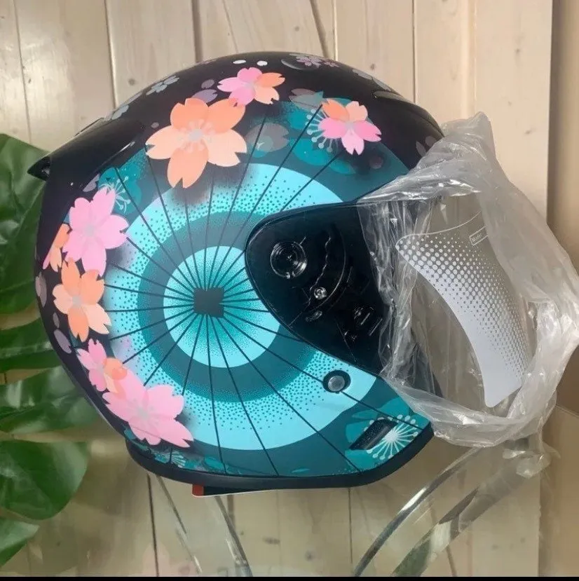 NWT Helmet - His & Her M-XL Prix Black Racer / Aqua Blossom / Vintage Red Camel - DOT certified motorcycle Vespa riding helmets   visor